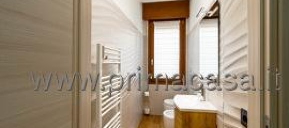 Дом с 5 комнатами в Карпи, Италия № 75376 27