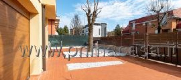 Дом с 5 комнатами в Карпи, Италия № 75376 16