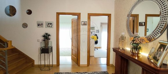 4 bedrooms Villa in Pinhal Novo, Portugal No. 18619 19