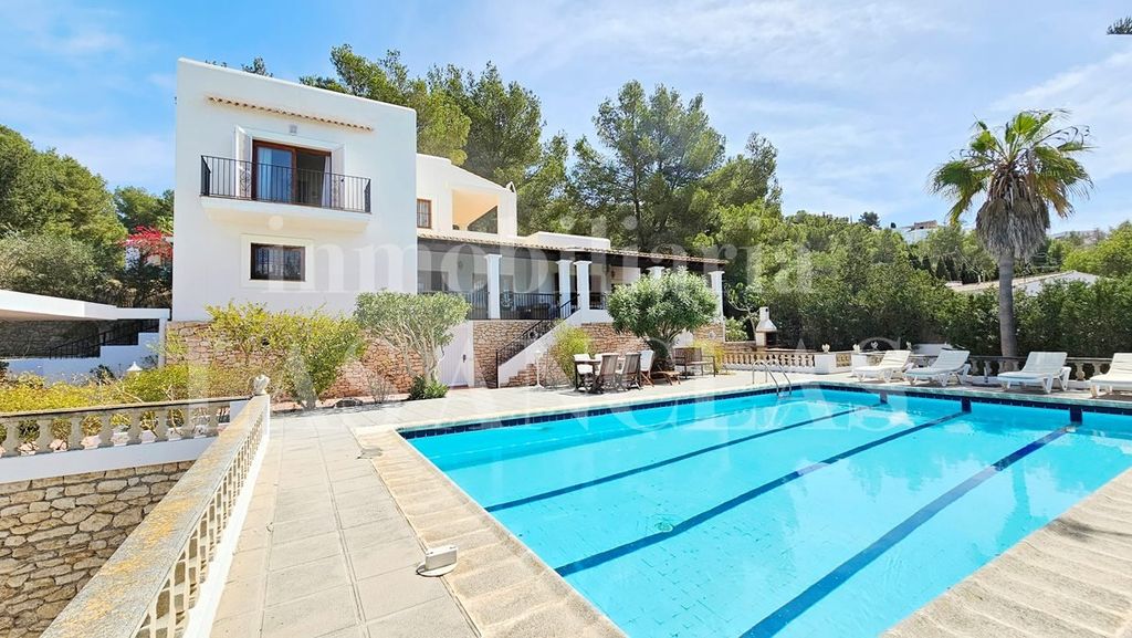 Villa T5 em Santa Eulalia Del Rio, Spain N.º 242102