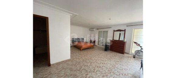 Adosado de 4 dormitorios en Llucmacanes, Spain No. 84371 8