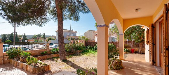 3 bedrooms House in Son Ferrer, Spain No. 74031 2