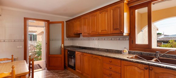 3 bedrooms House in Son Ferrer, Spain No. 74031 10