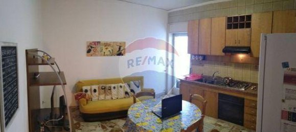 6-salle Appartement à Messina, Italy No. 30300 12