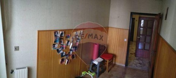 6-salle Appartement à Messina, Italy No. 30300 17