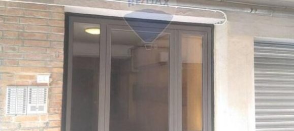 6-salle Appartement à Messina, Italy No. 30300 6