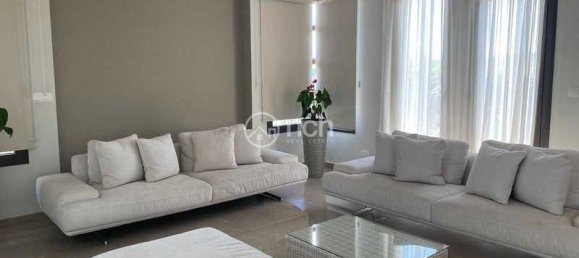 6 chambres Maison à Strovolos, Cyprus No. 6826 12