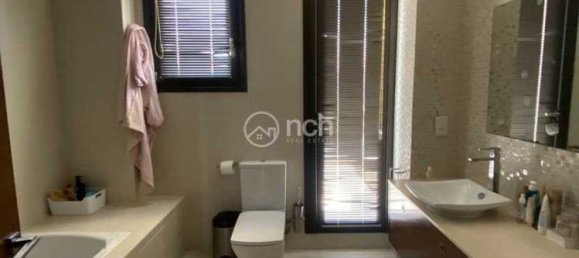 6 bedrooms Commercial property in Strovolos, Cyprus No. 6826 6