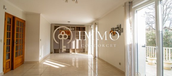 5 bedrooms House in Bourg-la-Reine, France No. 149969 3