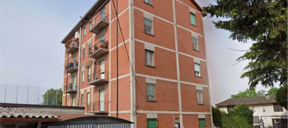 3 rooms Apartment in Villanterio, Italy No. 284757 2
