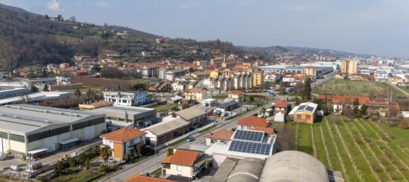 4 rooms House in Verzuolo, Italy No. 41634 32