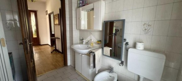 4 rooms House in Verzuolo, Italy No. 41634 14