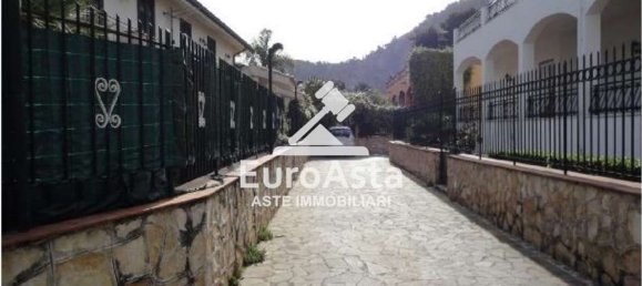 6 chambres Villa à Palermo, Italy No. 315598 3