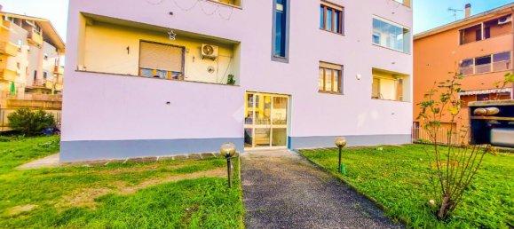 2 bedrooms Apartment in Colorno, Italy No. 120750 2