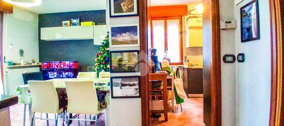 2 bedrooms Apartment in Colorno, Italy No. 120750 10