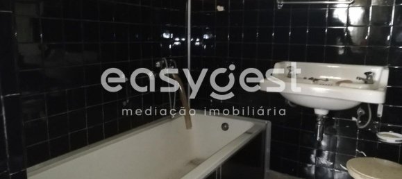 5 bedrooms House in Alpedrinha, Portugal No. 77016 37