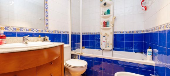 4 bedrooms Apartment in Granada, Spain No. 189335 28