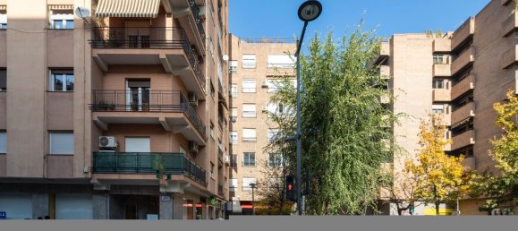 4 bedrooms Apartment in Granada, Spain No. 189335 55