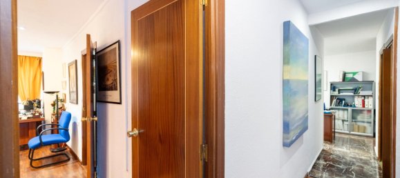 4 bedrooms Apartment in Granada, Spain No. 189335 23