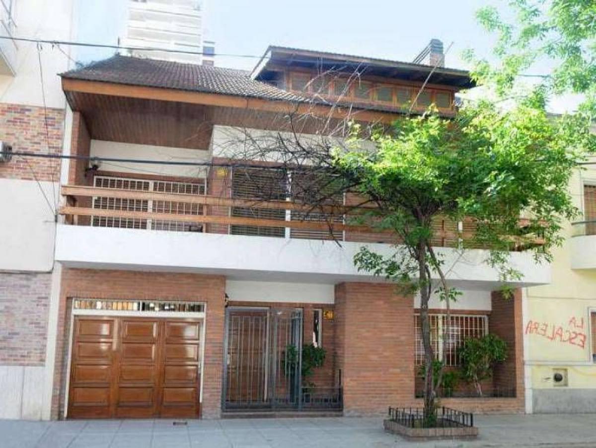 3 bedrooms House in Buenos Aires, Argentina No. 76485