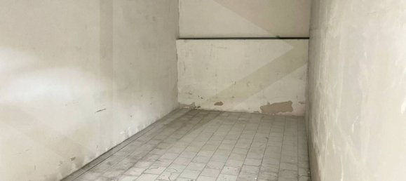 15m² Garage in Bari, Italy No. 30489 2