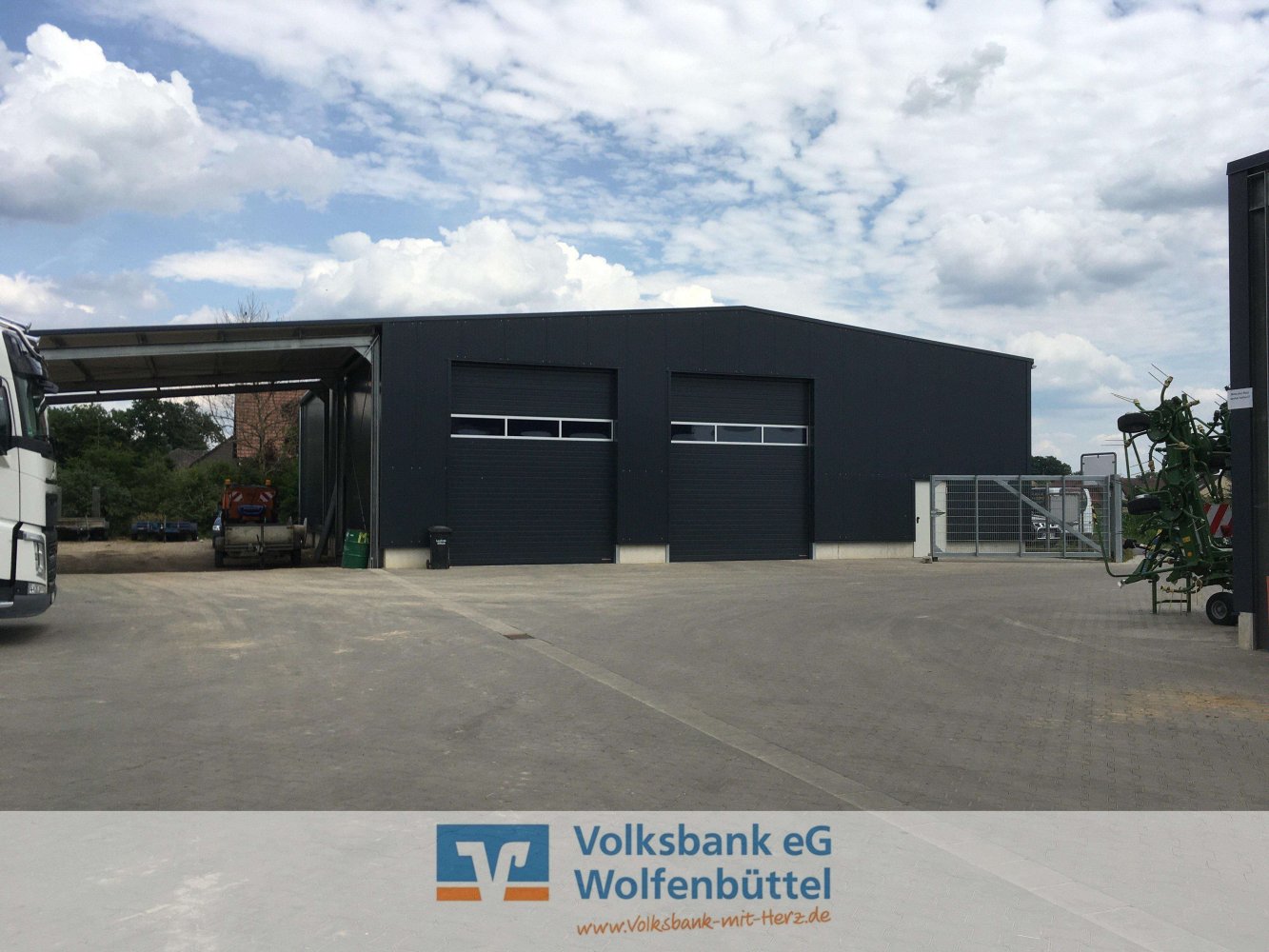 675m² Warehouse in Gifhorn, Germany No. 367005