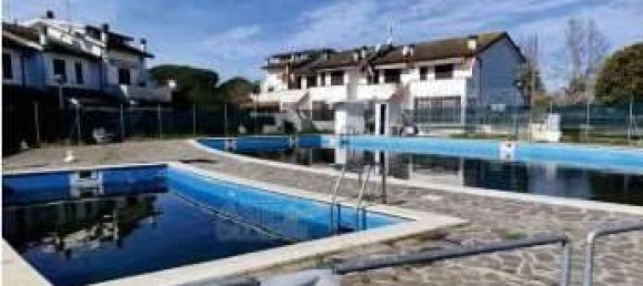 2 Schlafzimmer Wohnung in Comacchio, Italy, Nr. 262605 6