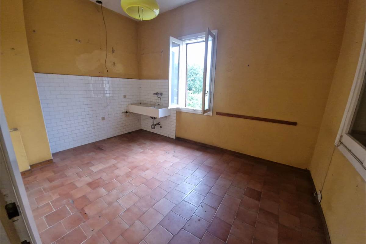 2 bedrooms Villa in Capiago Intimiano, Italy No. 174662