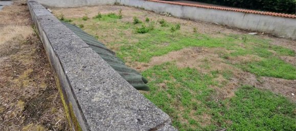 2 bedrooms Villa in Capiago Intimiano, Italy No. 174662 2