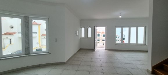 Дом с 4 спальнями в Эрисейра, Португалия № 148493 3