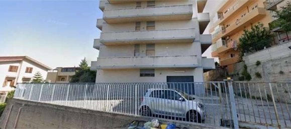 3 غرف نوم شقة في Reggio Calabria, Italy رقم 187970 5