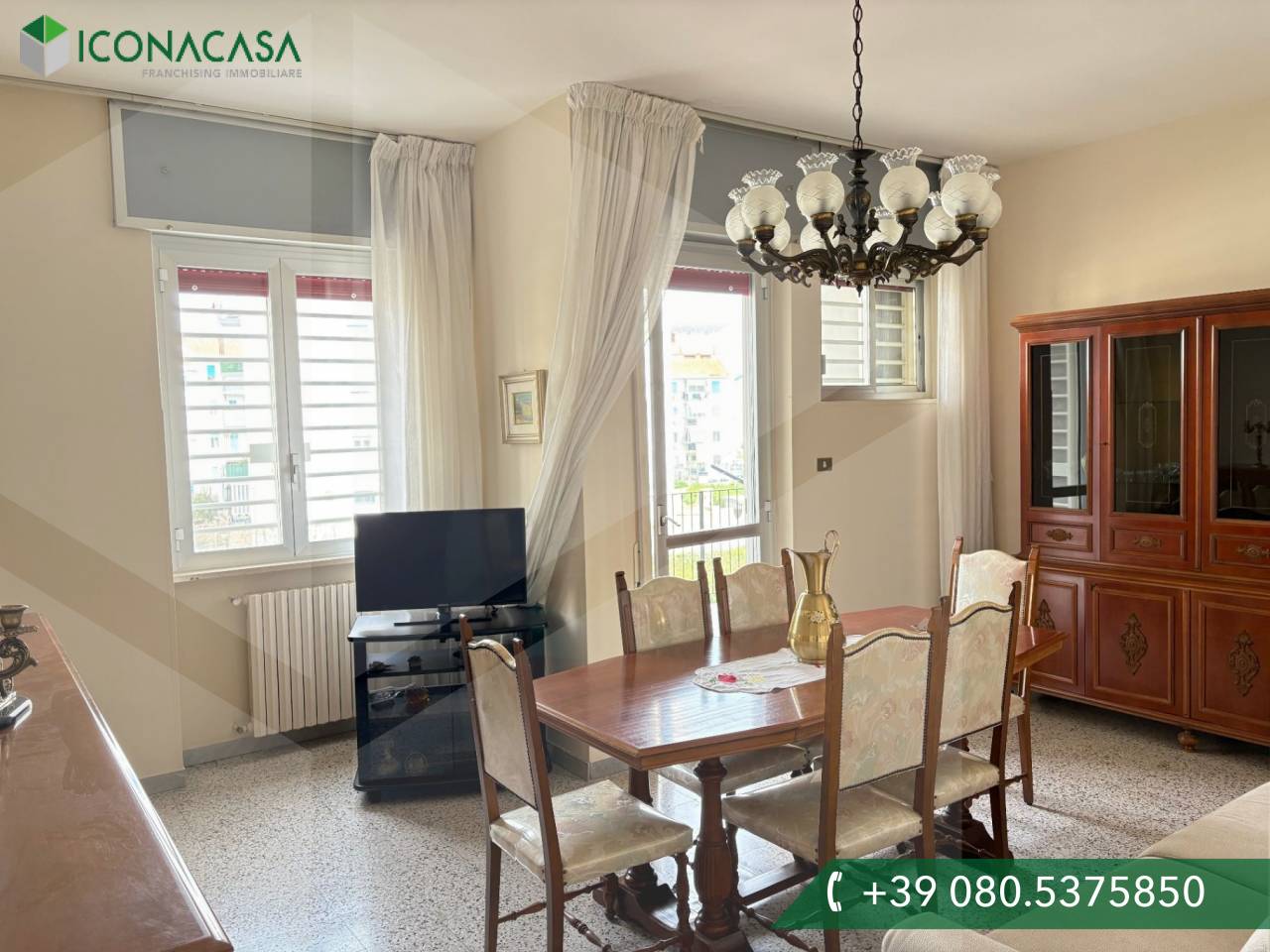 4غرفة شقة في Bari, Italy رقم 22941