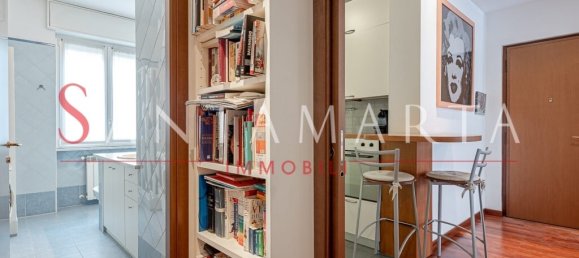 2 bedrooms Apartment in Milan, Italy No. 243518 10