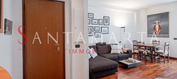 2 bedrooms Apartment in Milan, Italy No. 243518 6