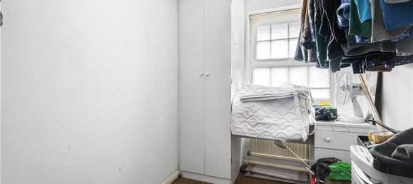 3 Schlafzimmer Haus in Surrey, United Kingdom, Nr. 8569 14