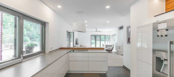 6-Zimmer Villa in Erlangen, Germany, Nr. 313985 2