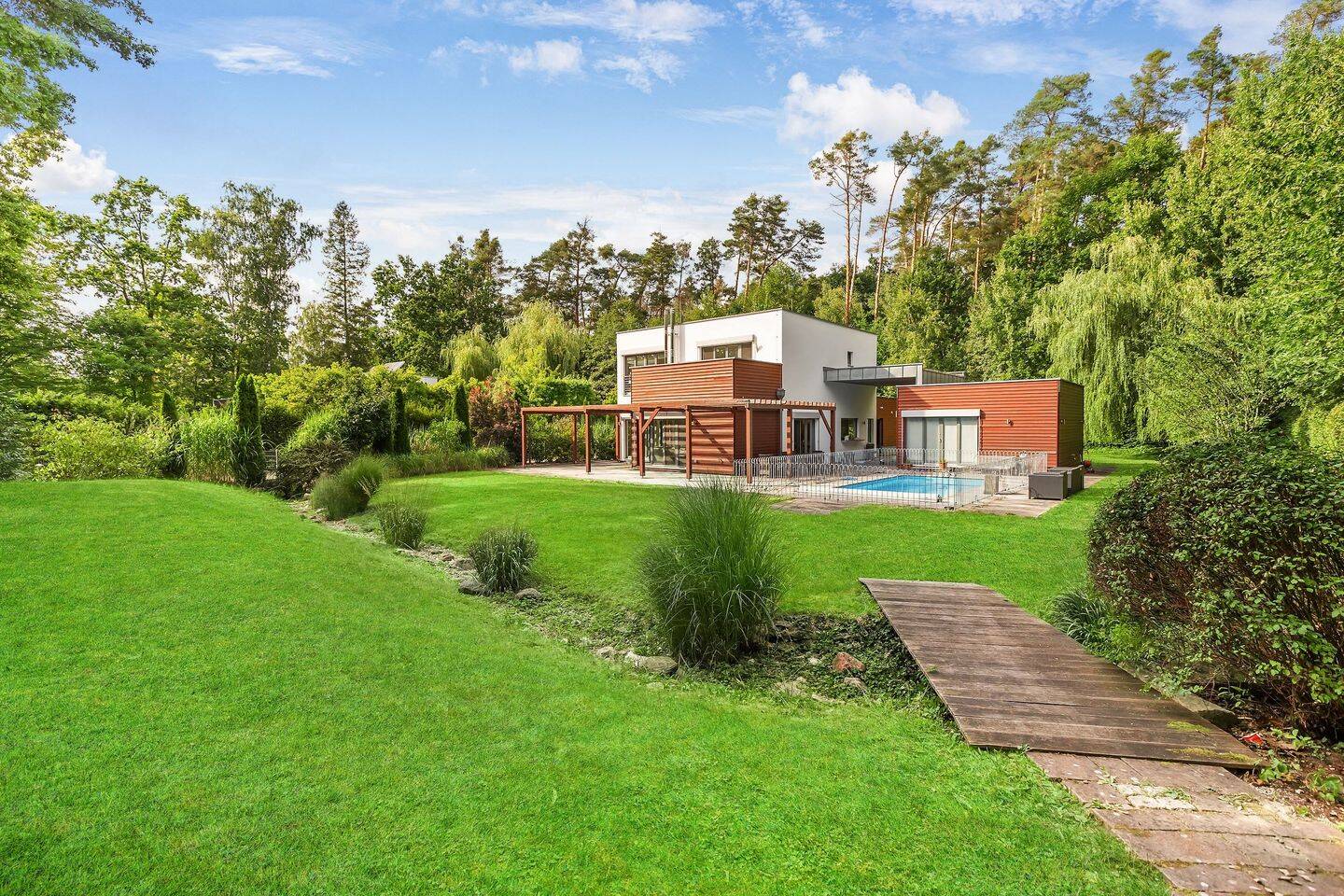 6-Zimmer Villa in Erlangen, Germany, Nr. 313985