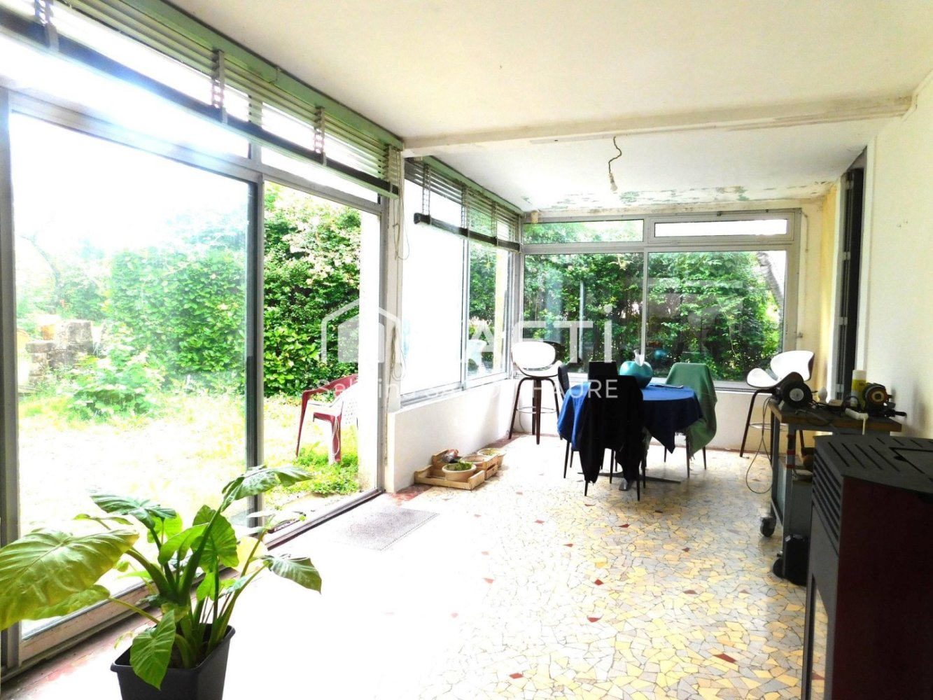 6 bedrooms Villa in Paudy, France No. 273703