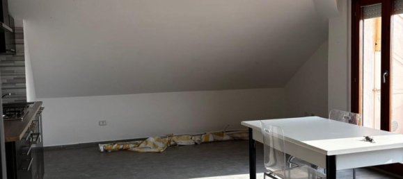3 rooms Apartment in Teramo, Italy No. 160163 6