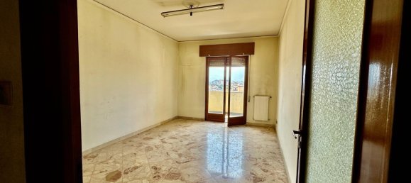5 bedrooms Apartment in Palermo, Italy No. 331881 9
