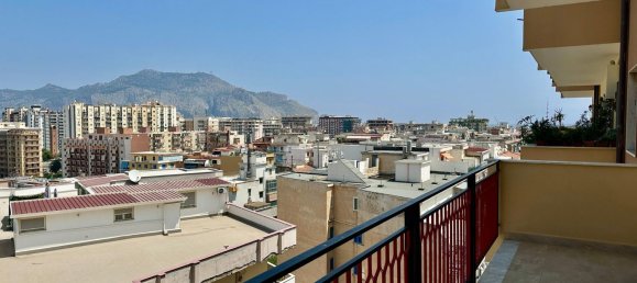 5 bedrooms Apartment in Palermo, Italy No. 331881 16