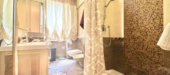 2 Schlafzimmer Wohnung in Bari, Italy, Nr. 301843 27