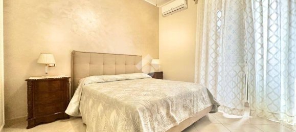 2 Schlafzimmer Wohnung in Bari, Italy, Nr. 301843 18