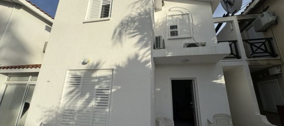 3 Schlafzimmer Stadthaus in Oroklini, Cyprus, Nr. 25905 2