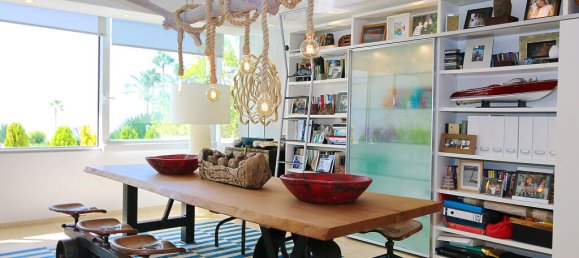 3 bedrooms Apartment in Estepona, Spain No. 99979 3