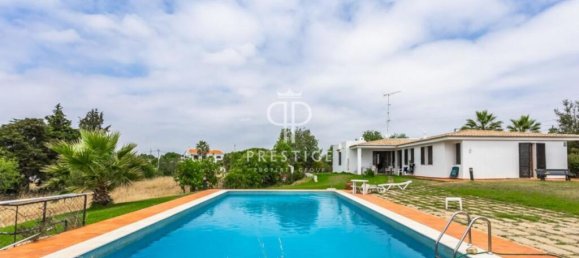 8 bedrooms House in Guia, Portugal No. 241839 17