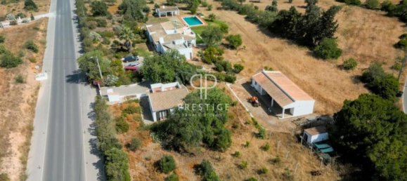 8 bedrooms House in Guia, Portugal No. 241839 22