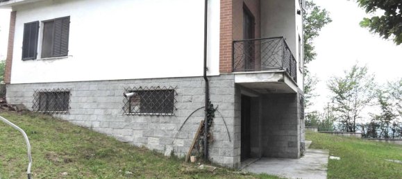 6 rooms Villa in Clavesana, Italy No. 17639 5
