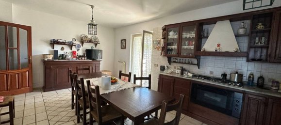 3 bedrooms Villa in Giugliano in Campania, Italy No. 138413 16