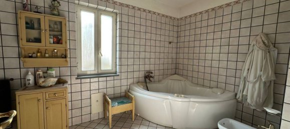 3 bedrooms Villa in Giugliano in Campania, Italy No. 138413 22